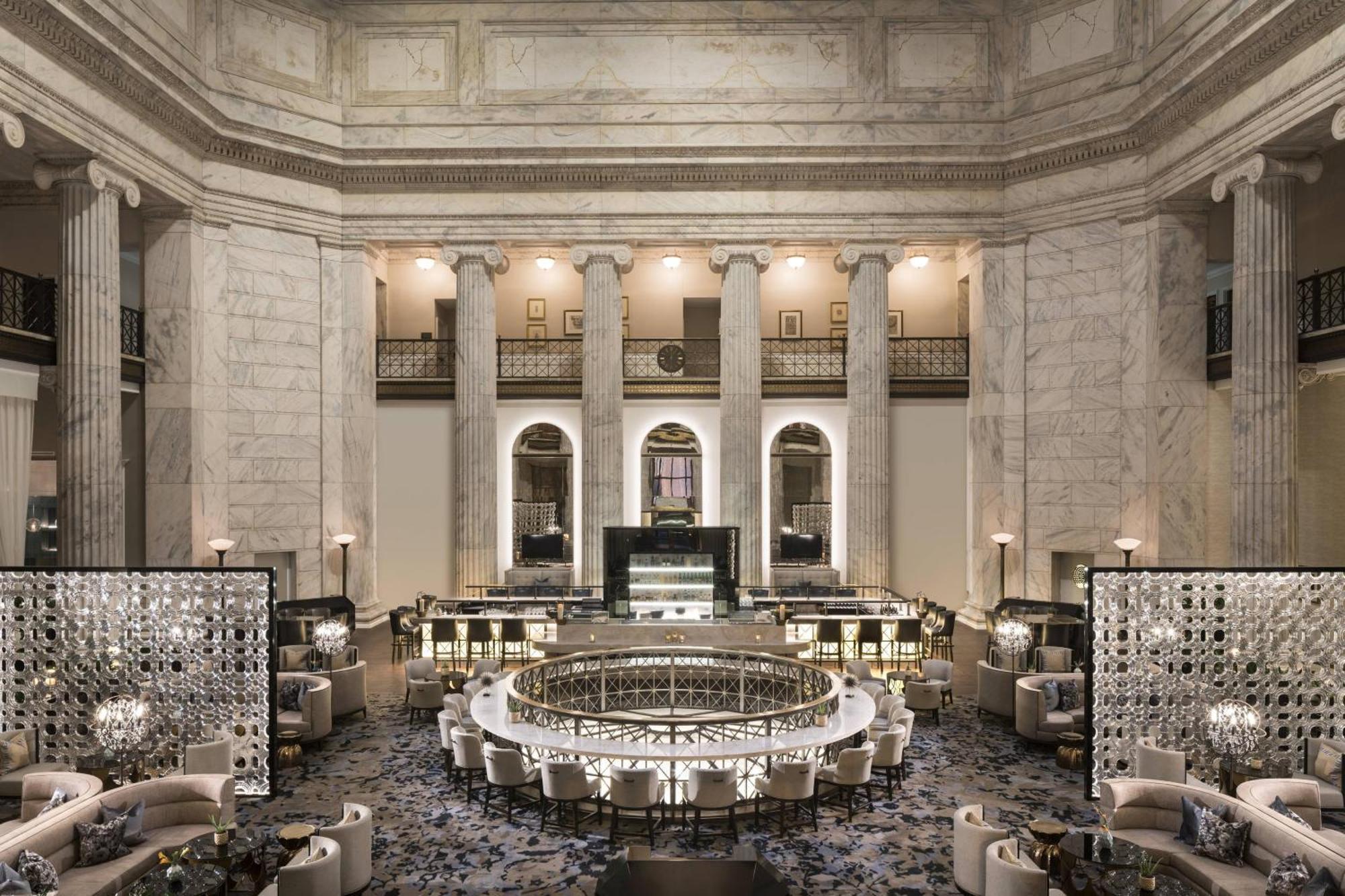 The Ritz-carlton, Hotel 5*